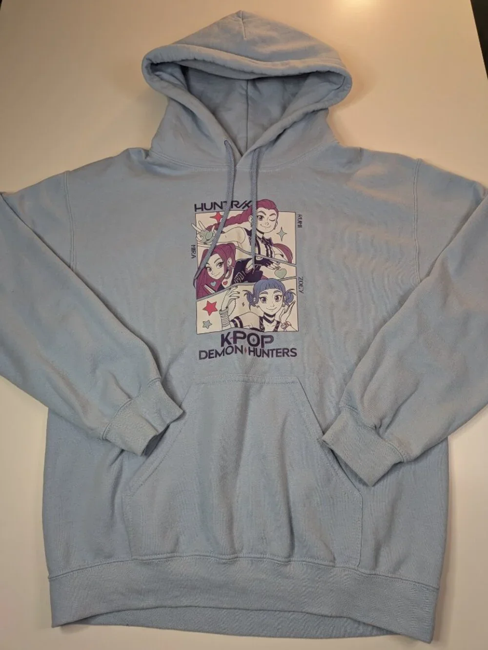 KPop Demon Hunters HUNTR/X Girls Hoodie Bundle Gildan Size Small